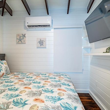 Casa De Moya At Mahogany Bay & The Poolclub Villa San Pedro  Exterior photo